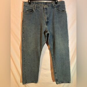 Men’s Wrangler Relaxed Fit 40x32 Jeans